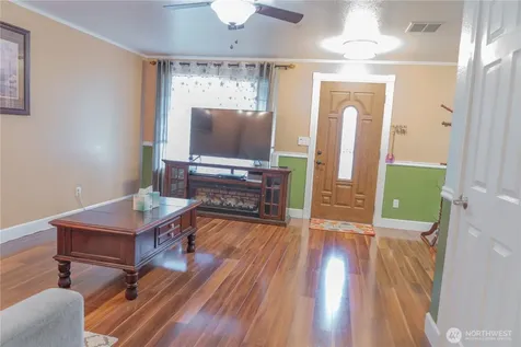 2420 166th Place SE Bothell WA 98012
