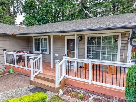 2420 166th Place SE Bothell WA 98012