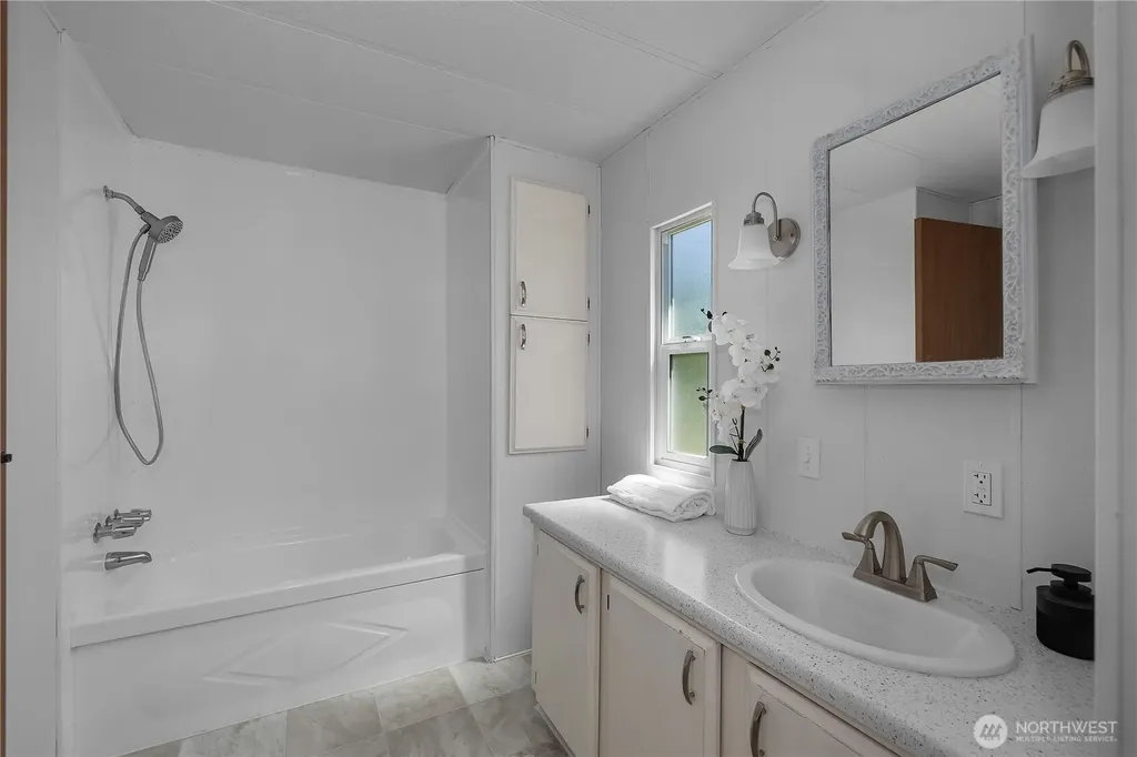 4805 Cushman Road NE Olympia WA 98506