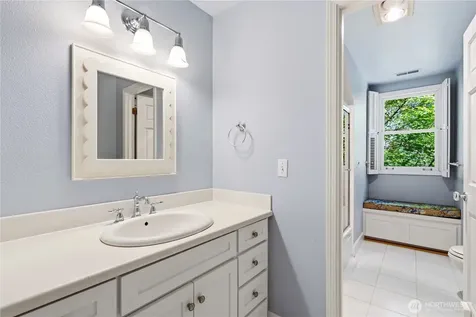 13555 NE 54th Place Bellevue WA 98005