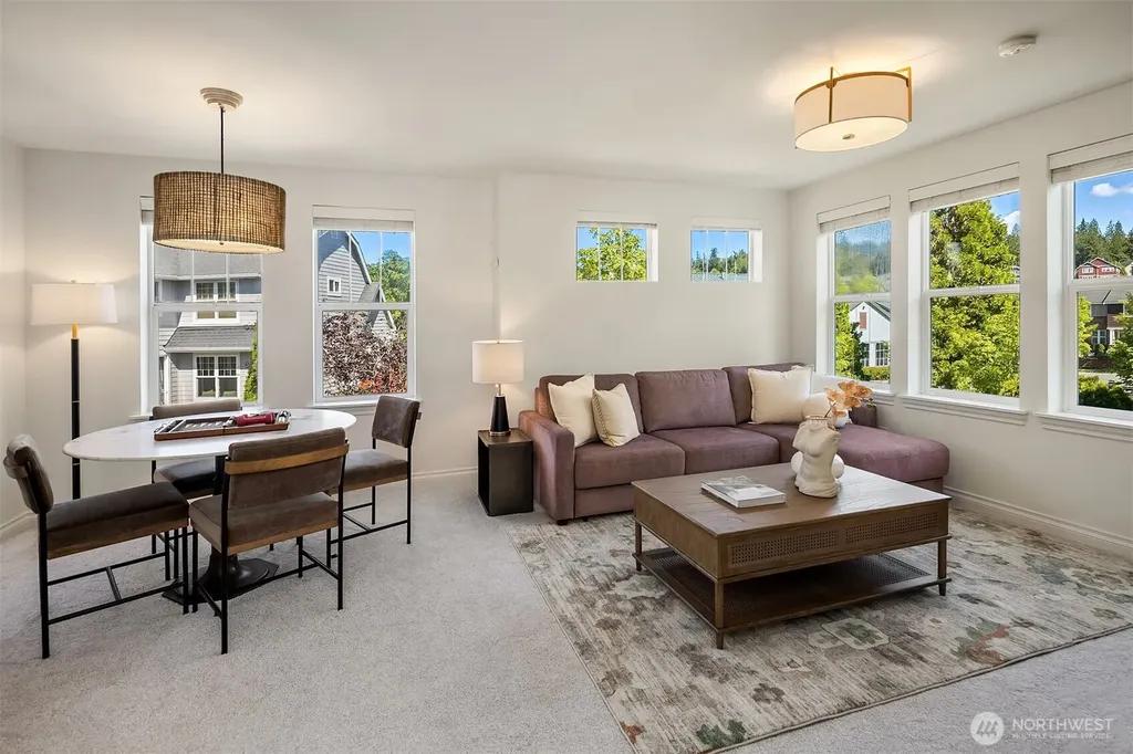 1714 11th Avenue NE Issaquah WA 98029