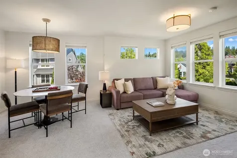 1714 11th Avenue NE Issaquah WA 98029