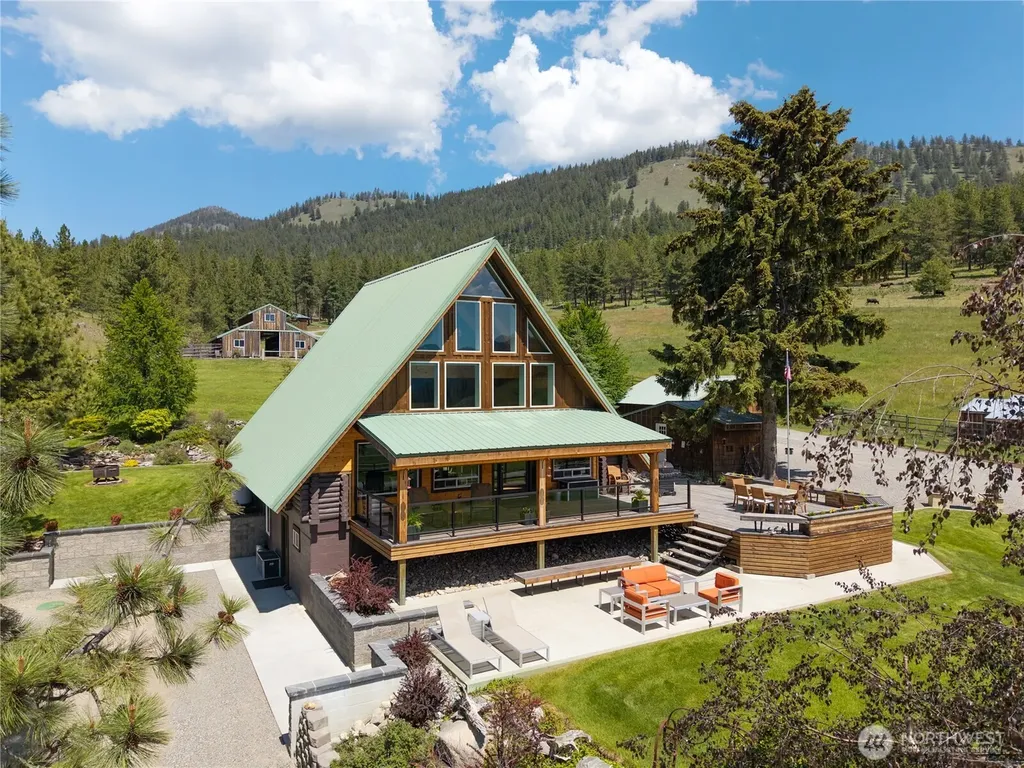 1765 Tunk Creek Road Riverside WA 98849