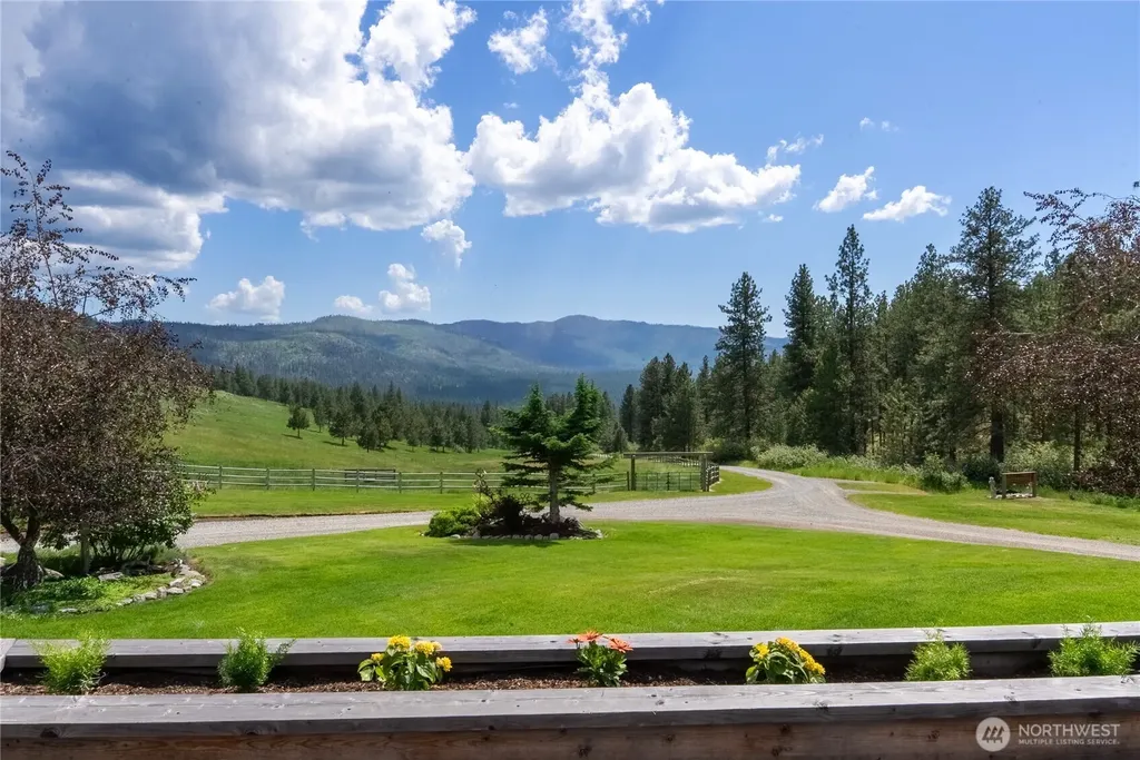 1765 Tunk Creek Road Riverside WA 98849