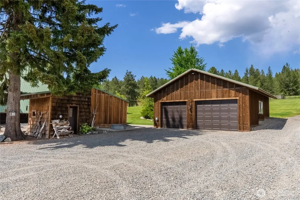 1765 Tunk Creek Road Riverside WA 98849
