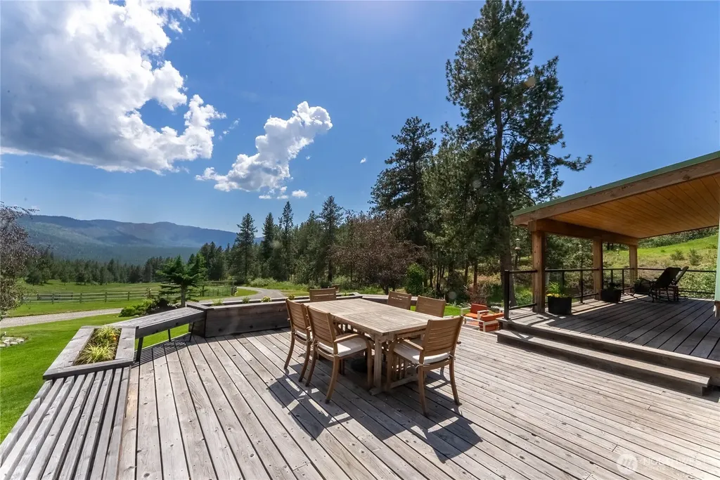 1765 Tunk Creek Road Riverside WA 98849