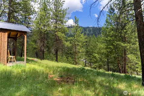 1765 Tunk Creek Road Riverside WA 98849