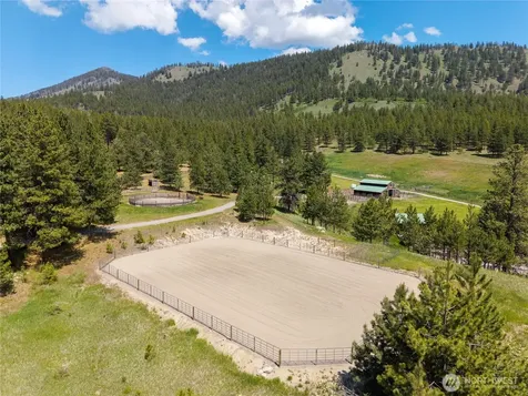 1765 Tunk Creek Road Riverside WA 98849