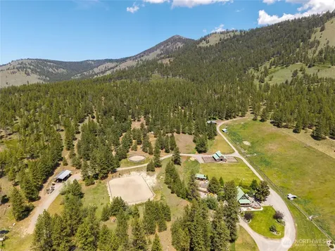 1765 Tunk Creek Road Riverside WA 98849