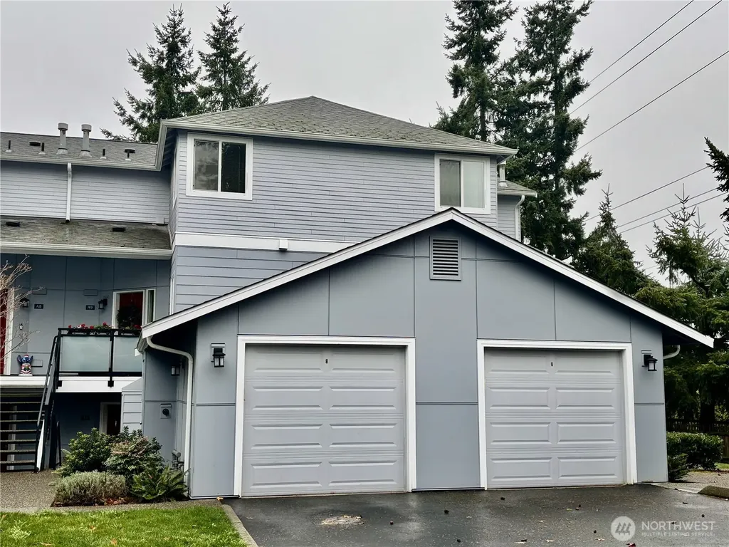 8515 244th Street SW Edmonds WA 98026