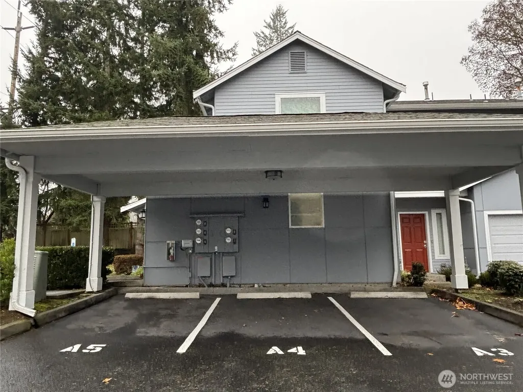 8515 244th Street SW Edmonds WA 98026