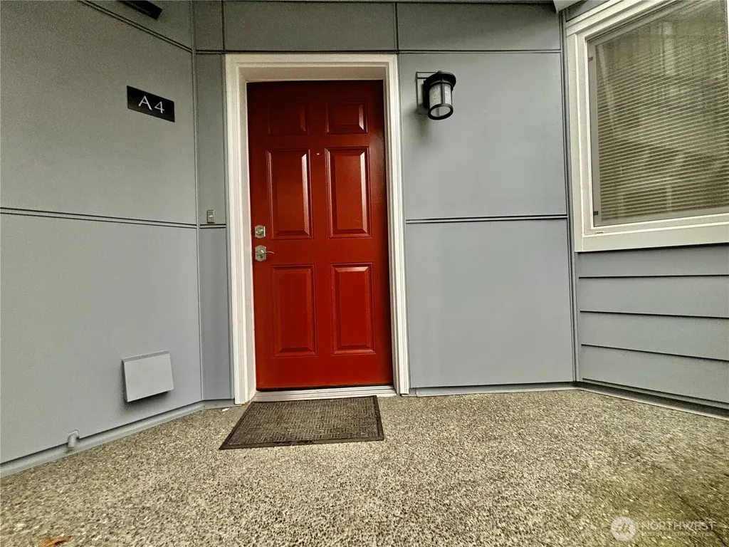 8515 244th Street SW Edmonds WA 98026