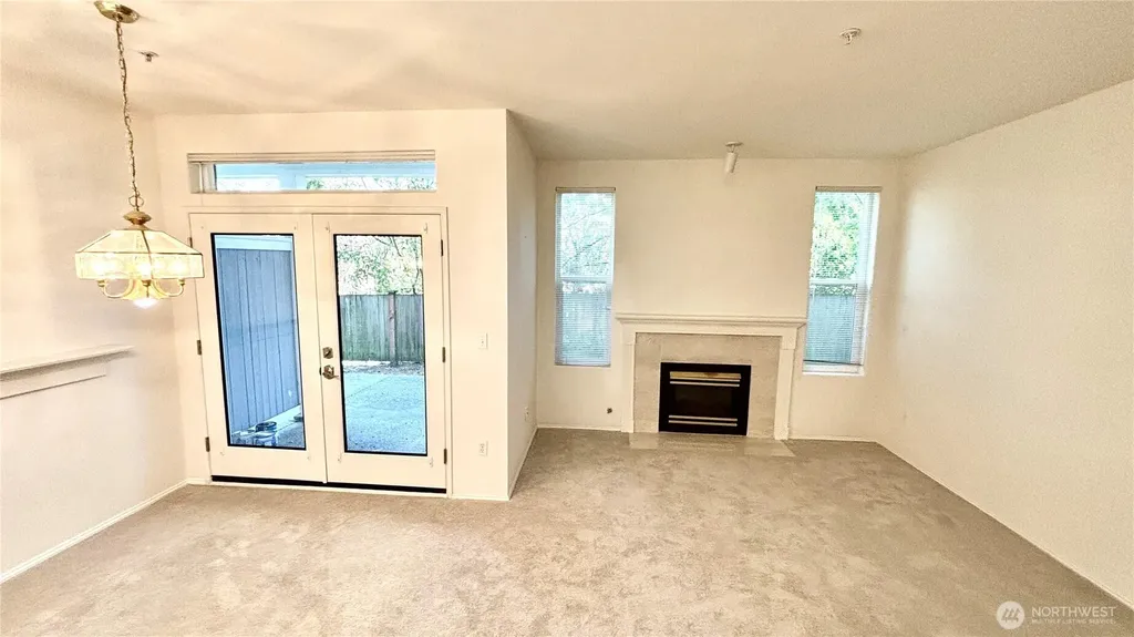 8515 244th Street SW Edmonds WA 98026
