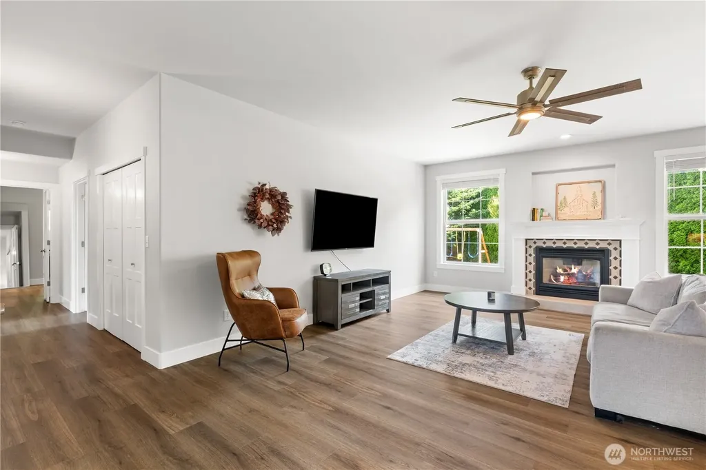 448 Island Green Way Lynden WA 98264