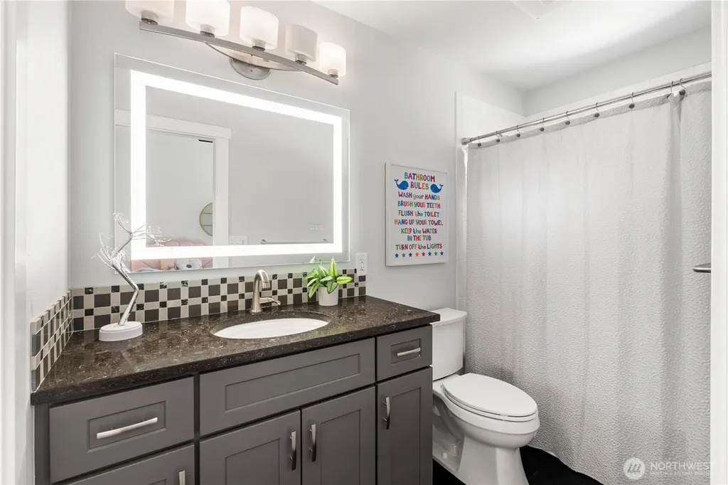 448 Island Green Way Lynden WA 98264