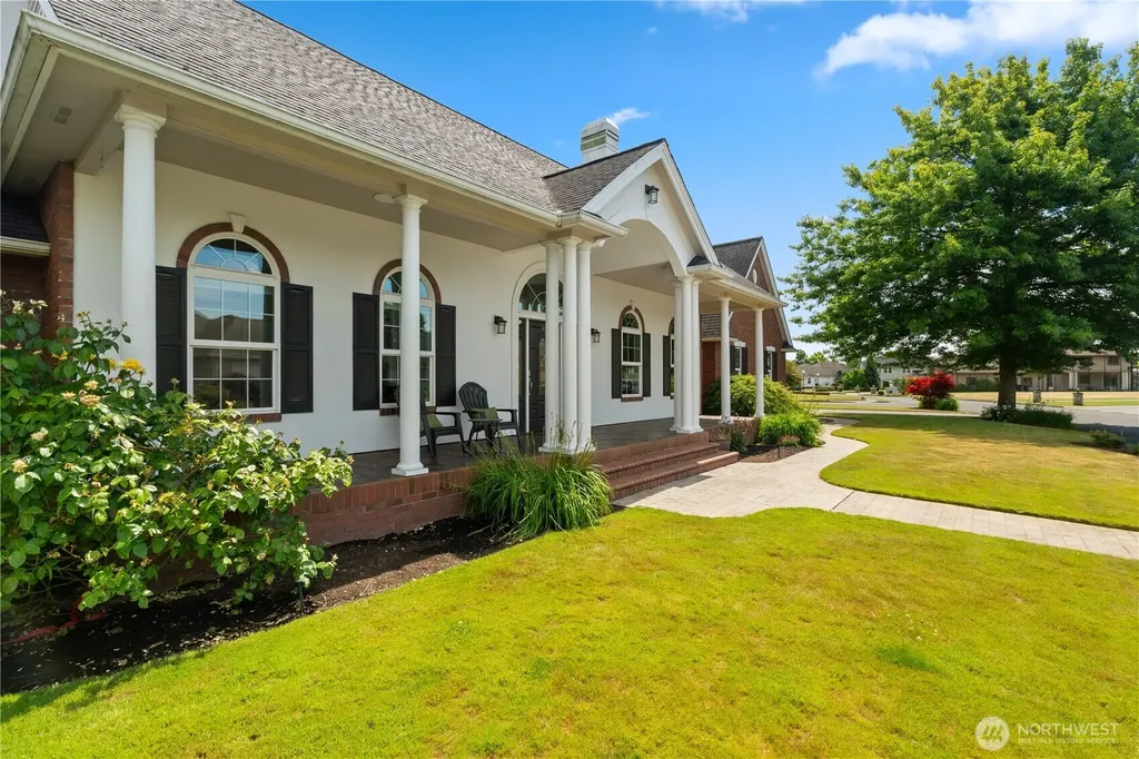 448 Island Green Way Lynden WA 98264