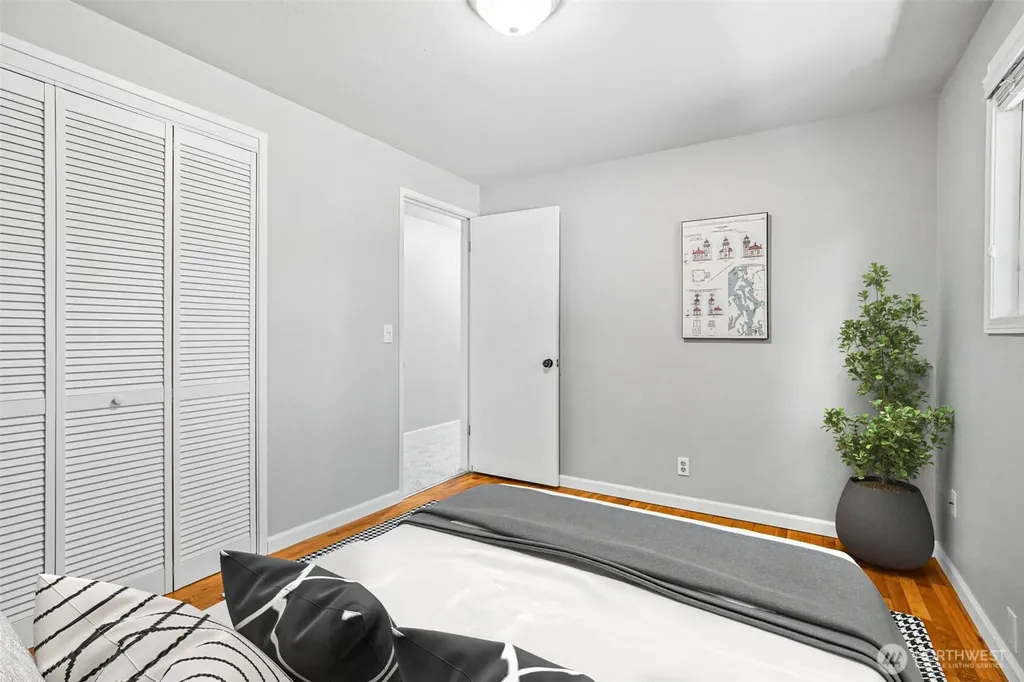 1515 213th Place SW Lynnwood WA 98036