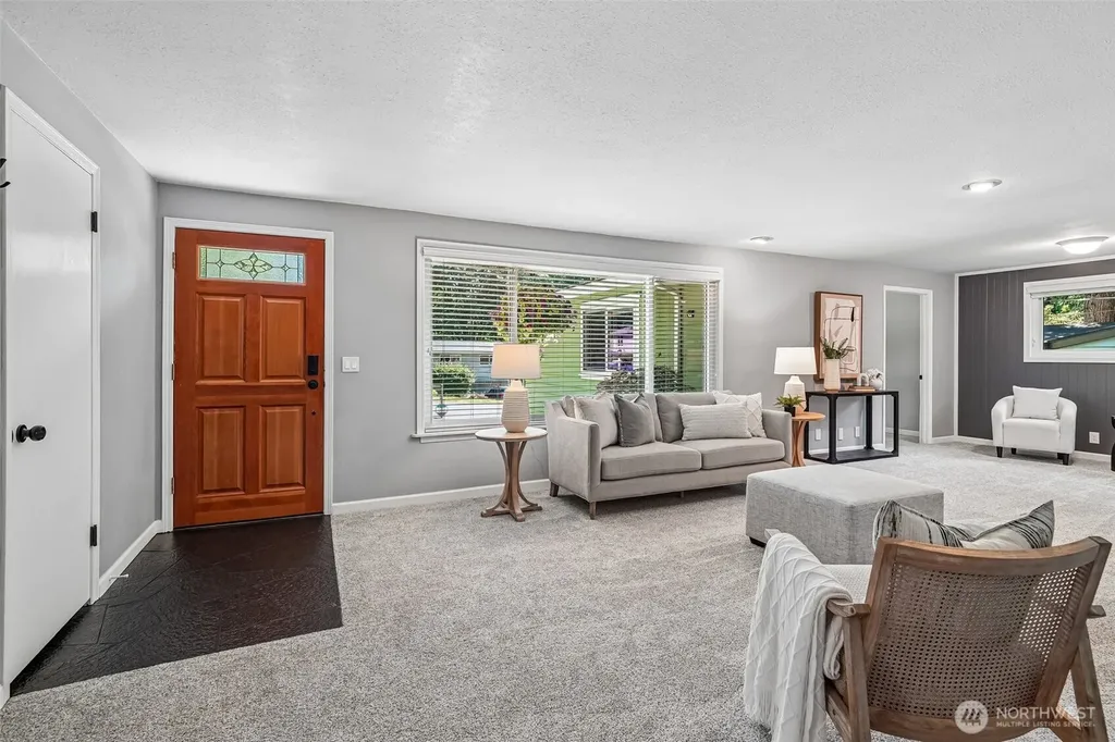 1515 213th Place SW Lynnwood WA 98036