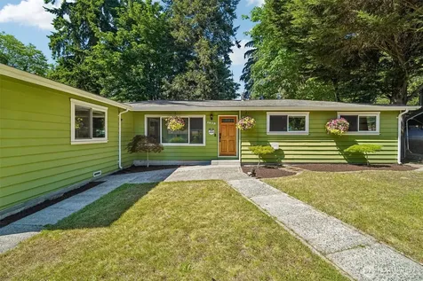 1515 213th Place SW Lynnwood WA 98036