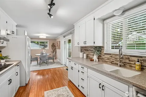 1515 213th Place SW Lynnwood WA 98036