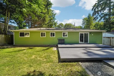 1515 213th Place SW Lynnwood WA 98036