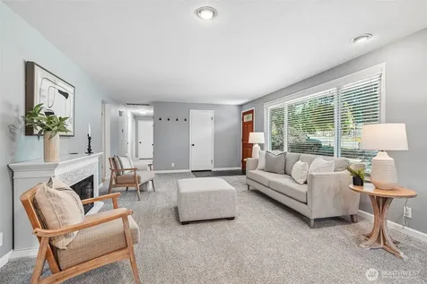 1515 213th Place SW Lynnwood WA 98036