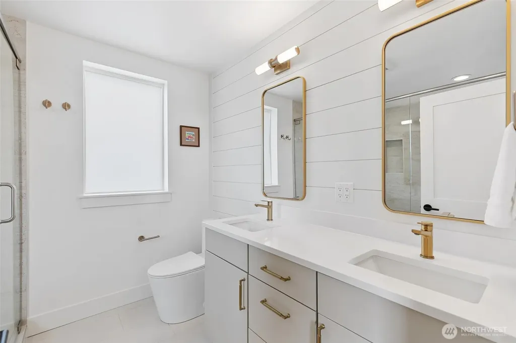 408 Aloha Street Seattle WA 98109