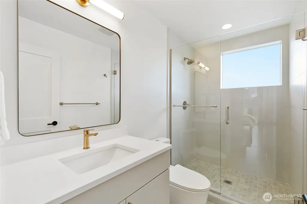 408 Aloha Street Seattle WA 98109