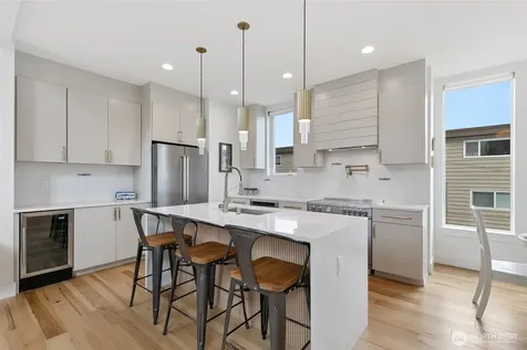 408 Aloha Street Seattle WA 98109