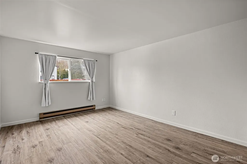 15210 Macadam Road S Tukwila WA 98188