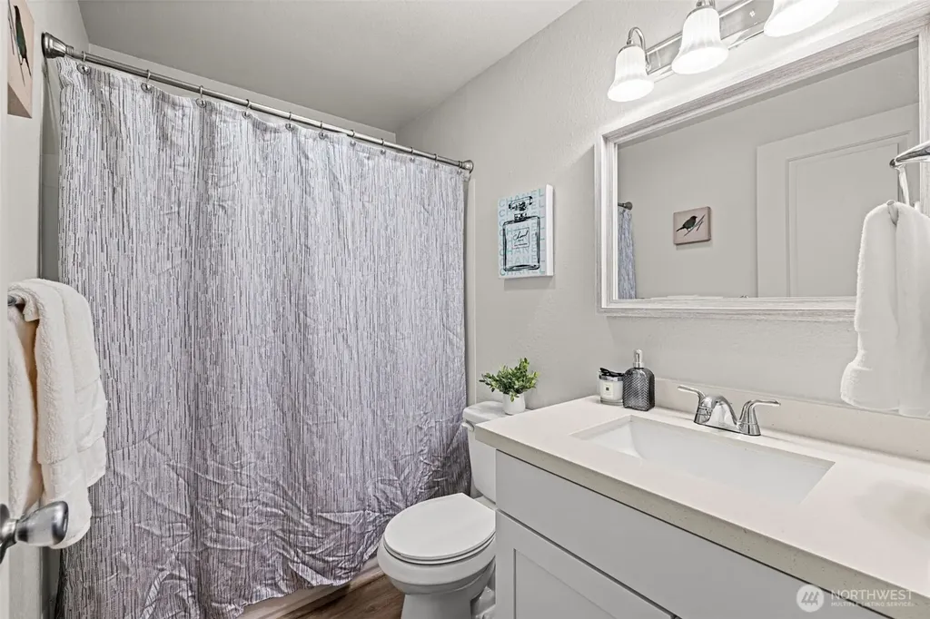 15210 Macadam Road S Tukwila WA 98188