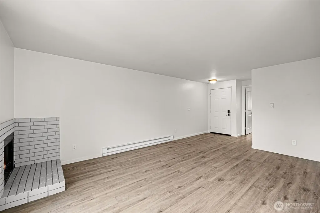 15210 Macadam Road S Tukwila WA 98188