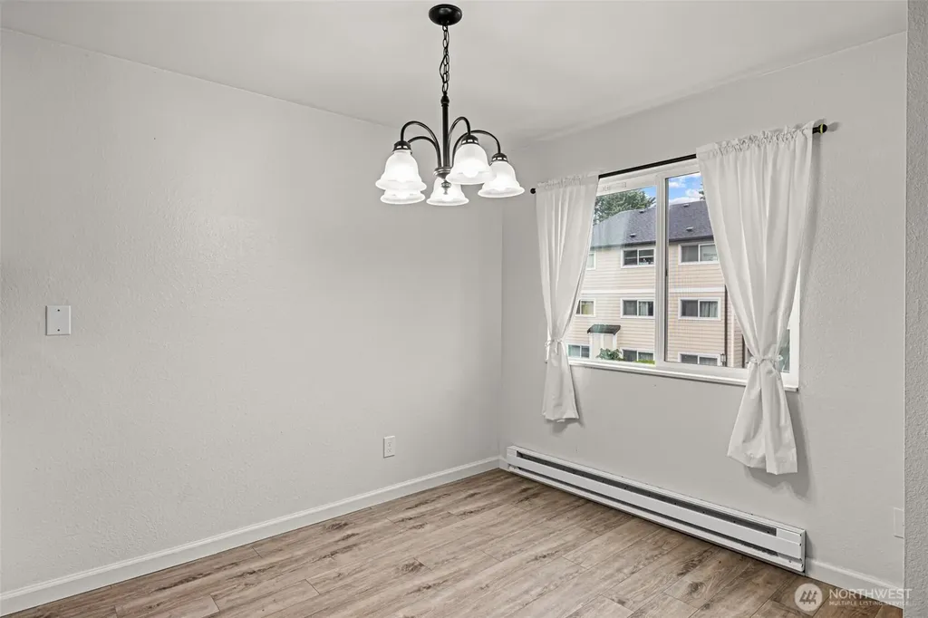 15210 Macadam Road S Tukwila WA 98188