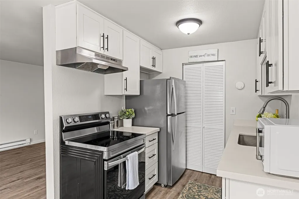 15210 Macadam Road S Tukwila WA 98188