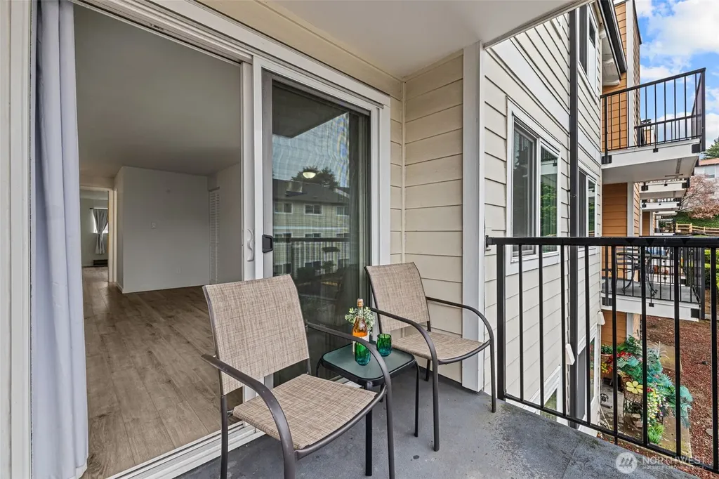 15210 Macadam Road S Tukwila WA 98188
