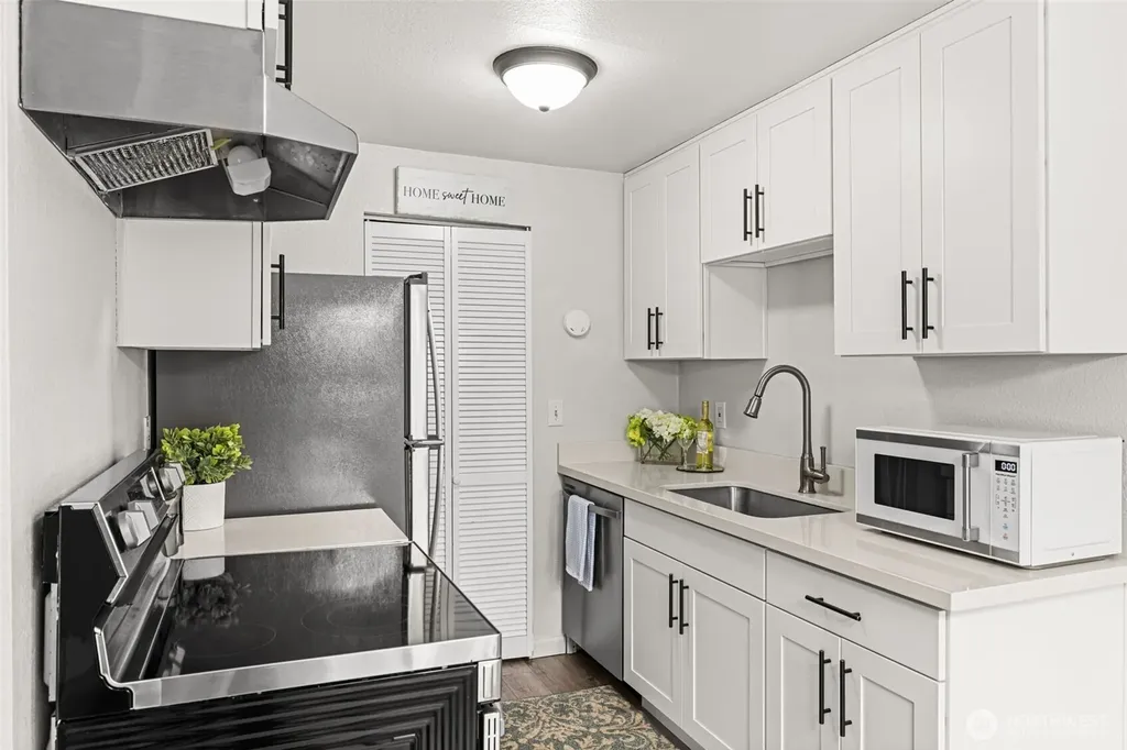 15210 Macadam Road S Tukwila WA 98188