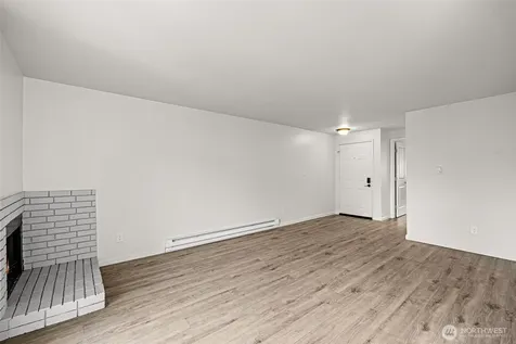 15210 Macadam Road S Tukwila WA 98188