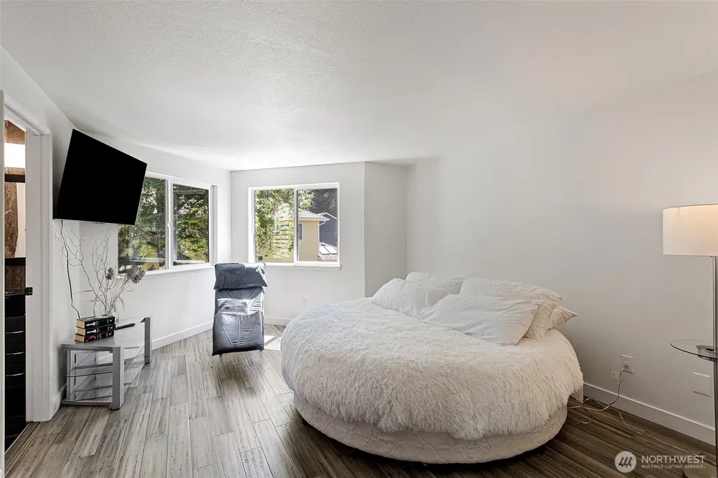 12737 NE 97th Place Kirkland WA 98033