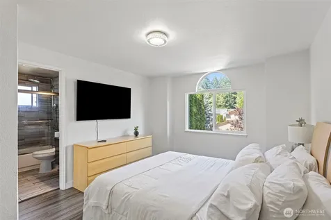 12737 NE 97th Place Kirkland WA 98033