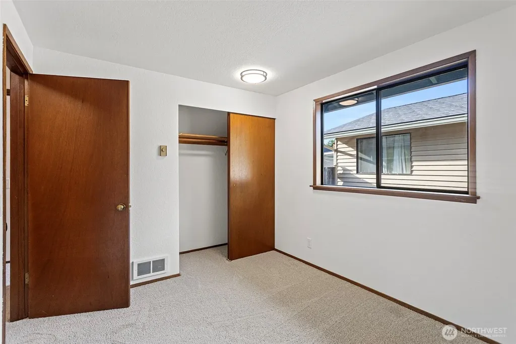 9920 2nd Avenue SE Everett WA 98208