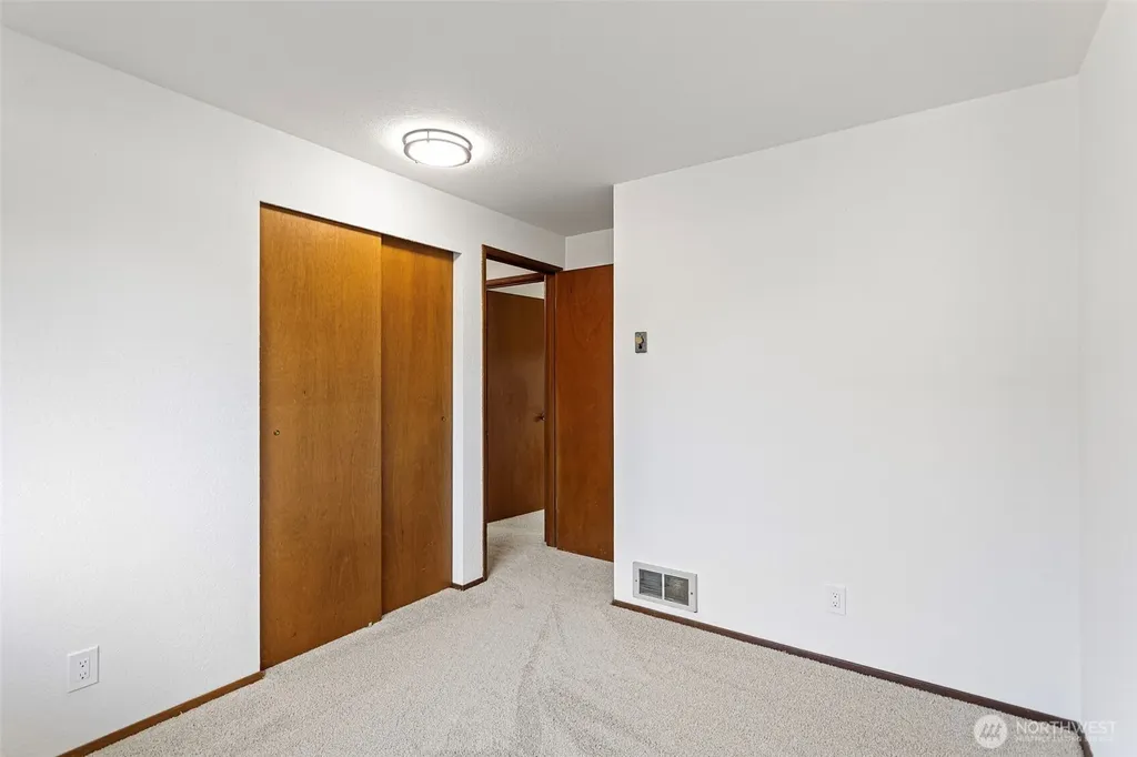 9920 2nd Avenue SE Everett WA 98208