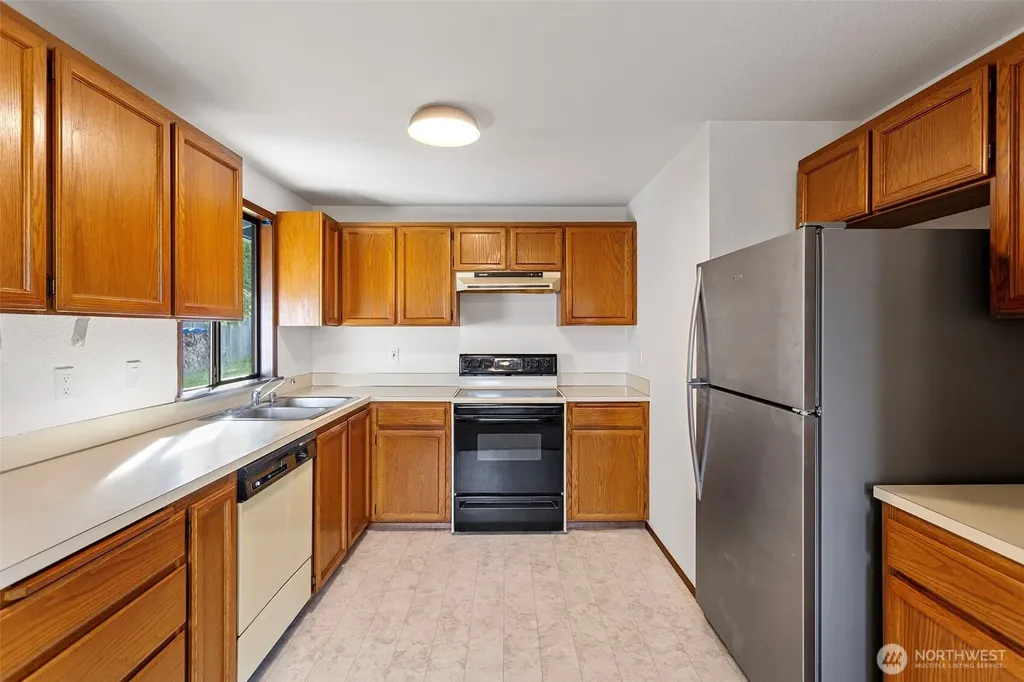 9920 2nd Avenue SE Everett WA 98208