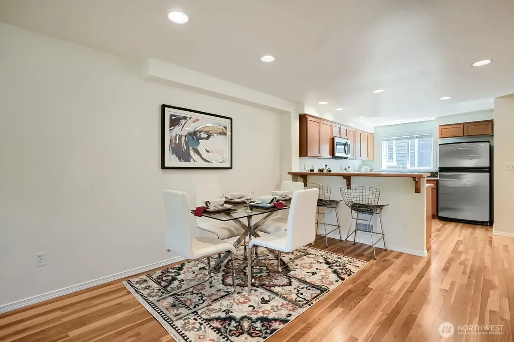 11212 Greenwood Avenue N Seattle WA 98133