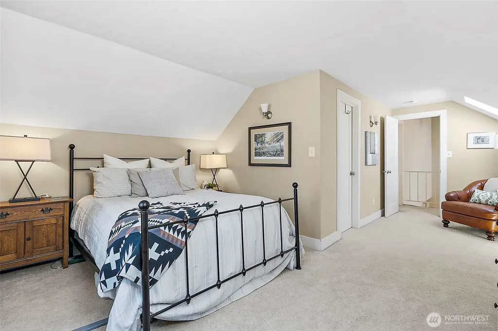 16355 130th Avenue SE Renton WA 98508
