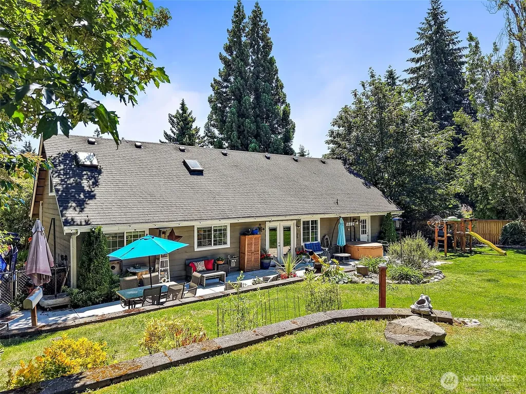 16355 130th Avenue SE Renton WA 98508