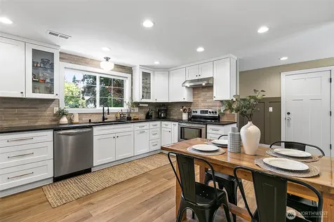 16355 130th Avenue SE Renton WA 98508