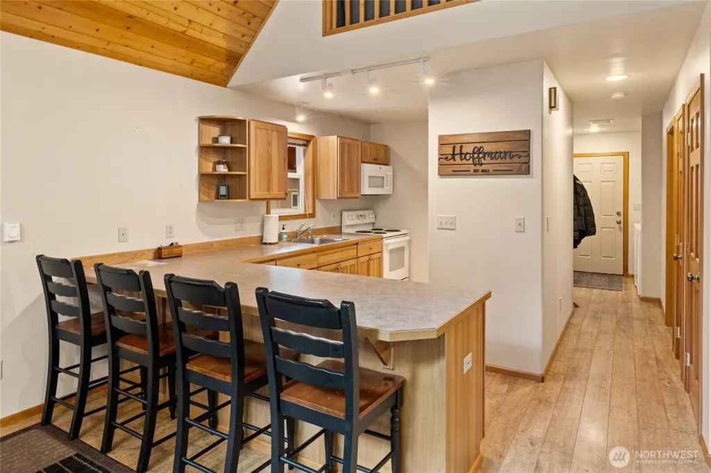 420 Vinegar Bend Road Ronald WA 98940