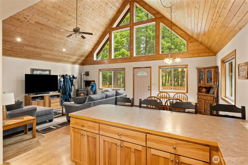420 Vinegar Bend Road Ronald WA 98940
