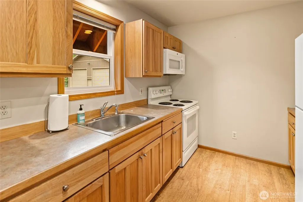420 Vinegar Bend Road Ronald WA 98940