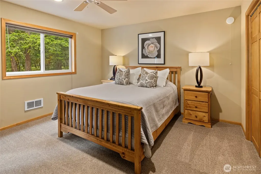 420 Vinegar Bend Road Ronald WA 98940